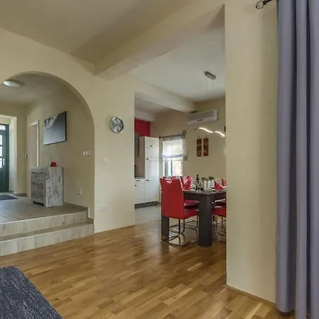 1-bedroom Vakantiehuis Kaštelir