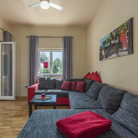 1-bedroom *